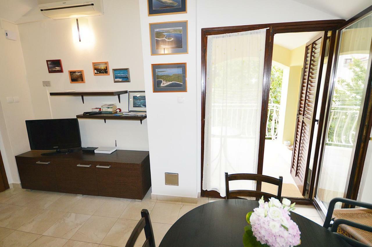 Apartment Elza Zadar Exteriör bild